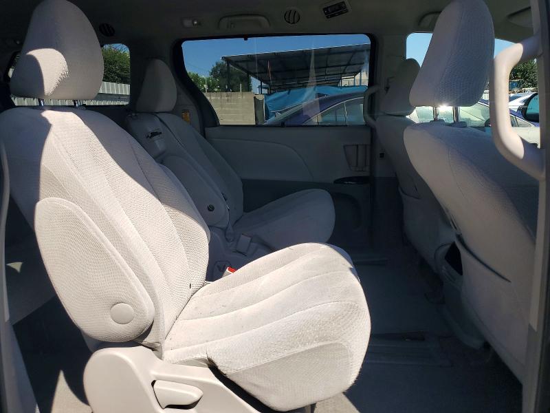 Photo 11 from auction – 2014 TOYOTA SIENNA with VIN 5TDKK3DC8ES496498
