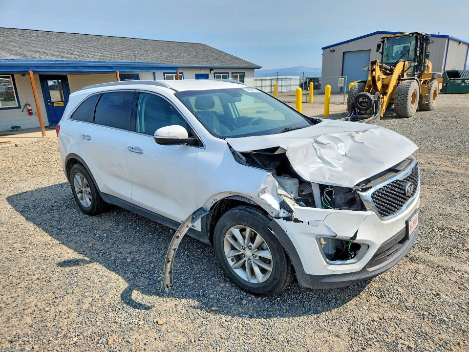 Photo 4 from auction – 2016 KIA SORENTO with VIN 5XYPGDA53GG062668