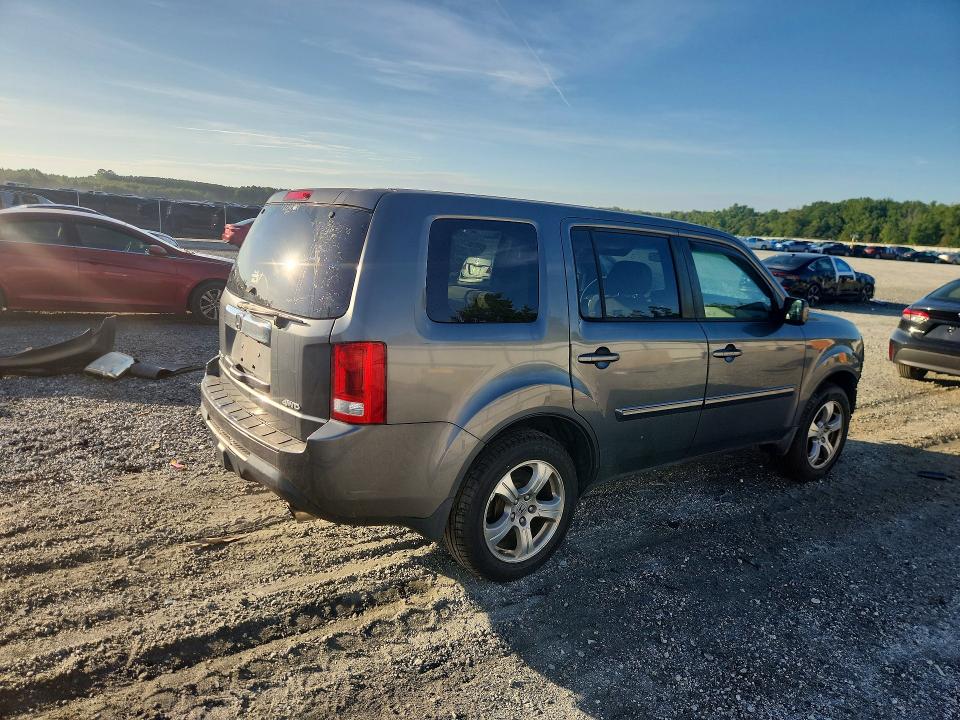Photo 3 from auction – 2012 HONDA PILOT with VIN 5FNYF4H45CB060488