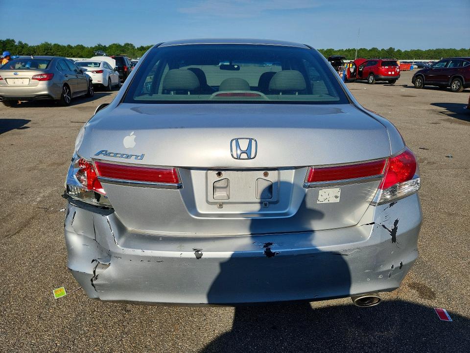 Photo 6 from auction – 2012 HONDA ACCORD with VIN 1HGCP2F75CA007518