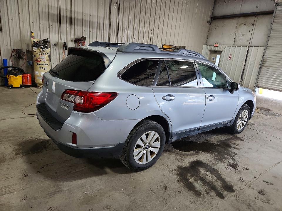 Photo 3 from auction – 2015 SUBARU OUTBACK with VIN 4S4BSACCXF3263646