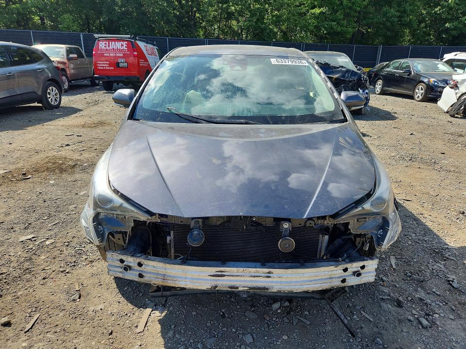 Photo 5 from auction – 2017 TOYOTA PRIUS with VIN JTDKARFU7H3042888