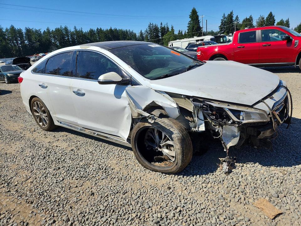 Photo 4 from auction – 2015 HYUNDAI SONATA with VIN 5NPE34AB2FH247360
