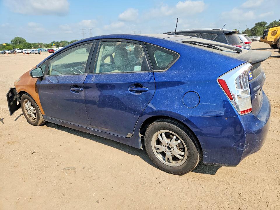 Photo 2 from auction – 2011 TOYOTA PRIUS with VIN JTDKN3DU5B0273558