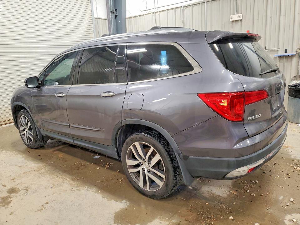 Фото 2 с аукциона – 2016 HONDA PILOT с VIN 5FNYF6H95GB103725