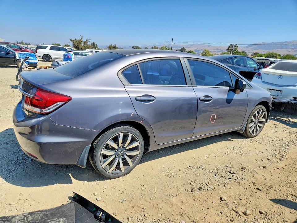 Photo 3 from auction – 2014 HONDA CIVIC with VIN 19XFB2F98EE217932