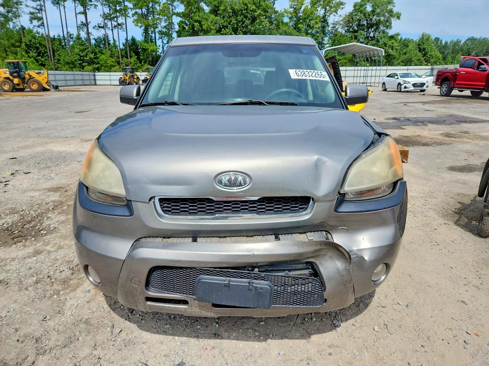 Photo 5 from auction – 2011 KIA SOUL with VIN KNDJT2A20B7281041