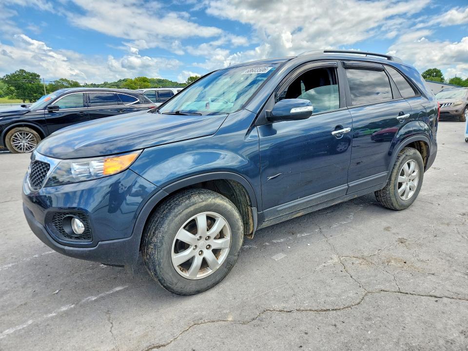 KIA SORENTO 2011 with VIN 5XYKT3A17BG087207 - Photo from auction