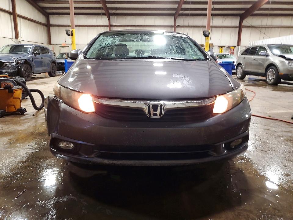 Photo 5 from auction – 2012 HONDA CIVIC with VIN 2HGFB2F91CH592676