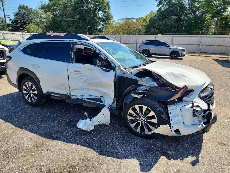 Photo 4 from auction – 2024 SUBARU OUTBACK with VIN 4S4BTAPC5R3135472