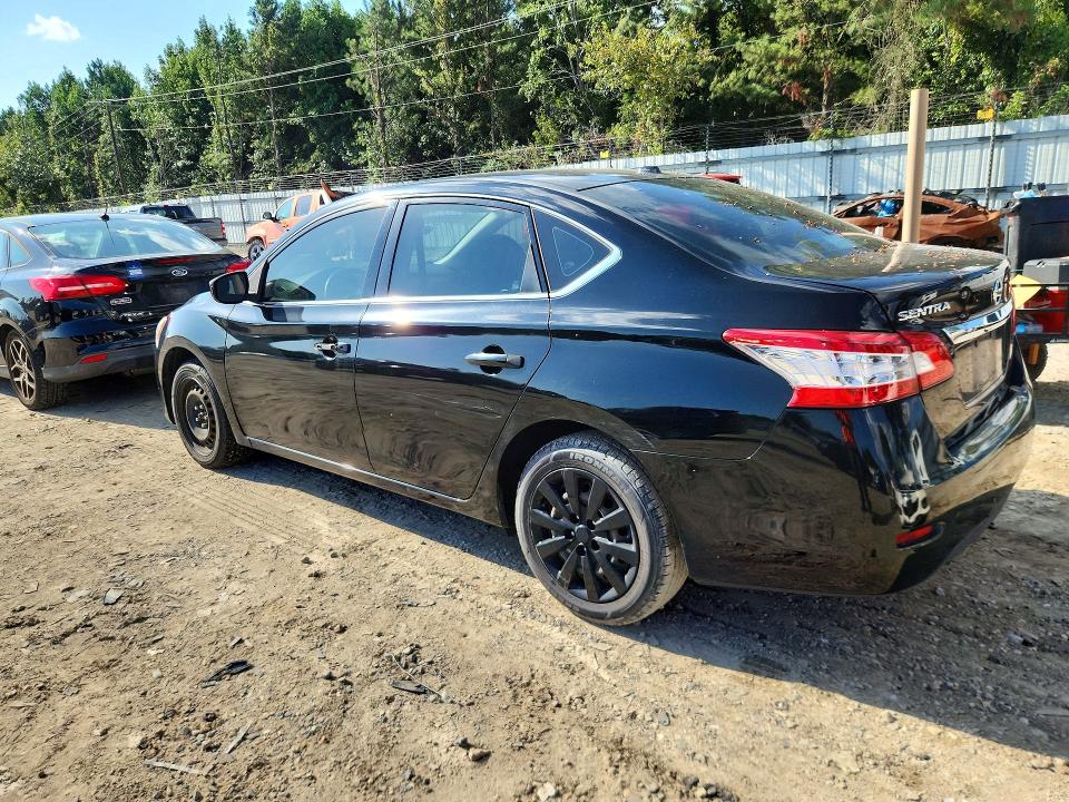 Photo 2 from auction – 2015 NISSAN SENTRA with VIN 3N1AB7AP2FL641894