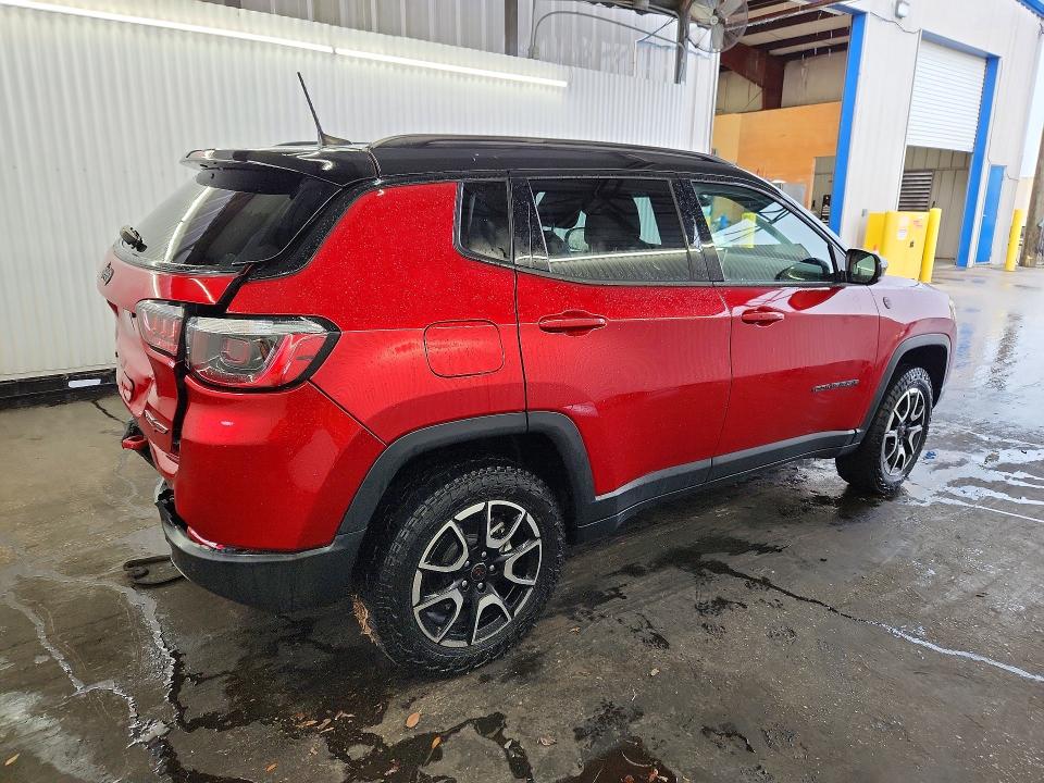 Photo 3 from auction – 2025 JEEP COMPASS with VIN 3C4NJDDN5ST532446