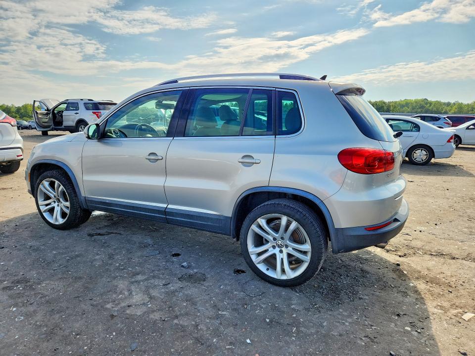 Photo 2 from auction – 2012 VOLKSWAGEN TIGUAN with VIN WVGAV7AXXCW609779