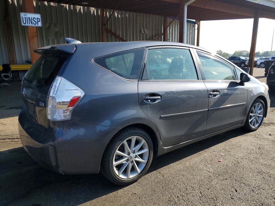Photo 3 from auction – 2013 TOYOTA PRIUS V with VIN JTDZN3EU9D3230419