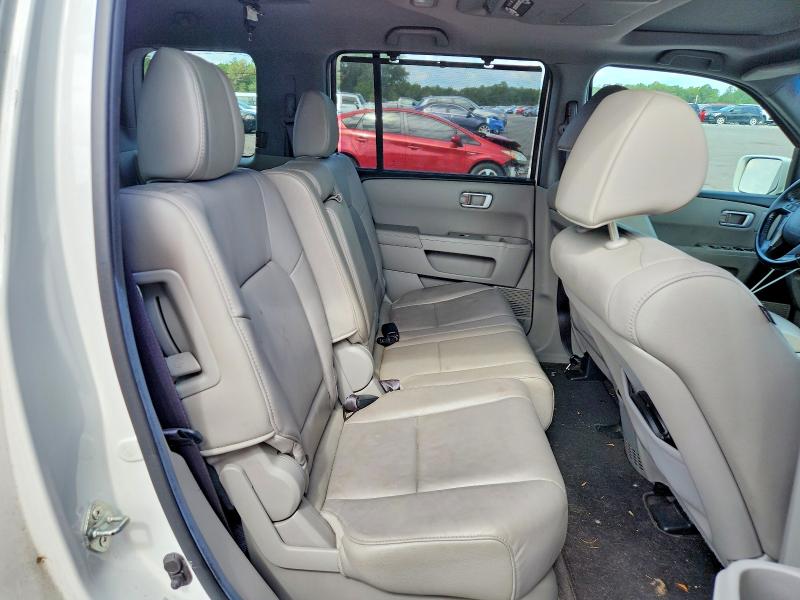 Photo 11 from auction – 2012 HONDA PILOT with VIN 5FNYF3H97CB012710
