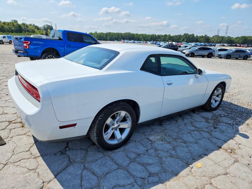 Photo 3 from auction – 2014 DODGE CHALLENGER with VIN 2C3CDYAG5EH267007