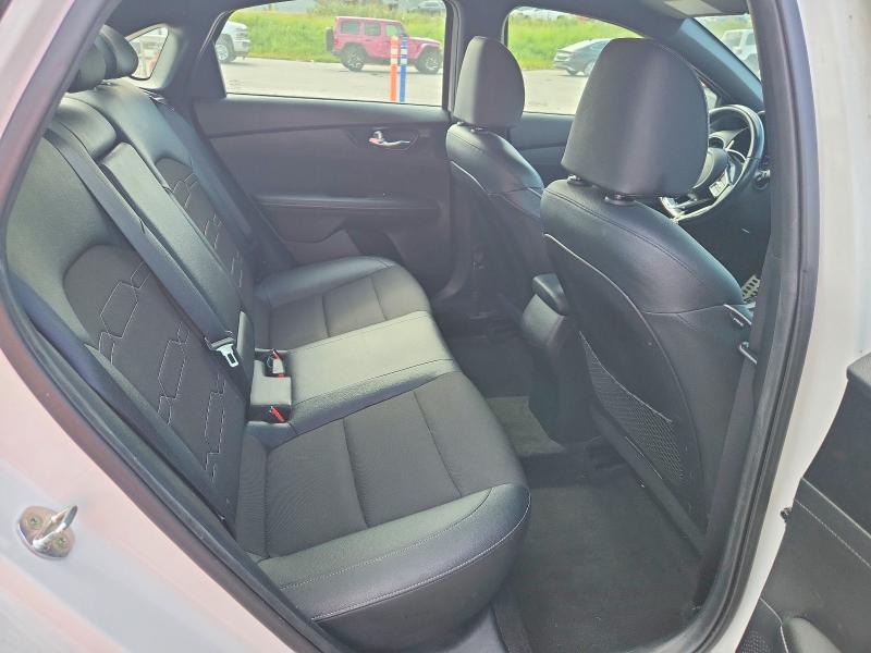Photo 10 from auction – 2020 KIA FORTE with VIN 3KPF34AD5LE195678