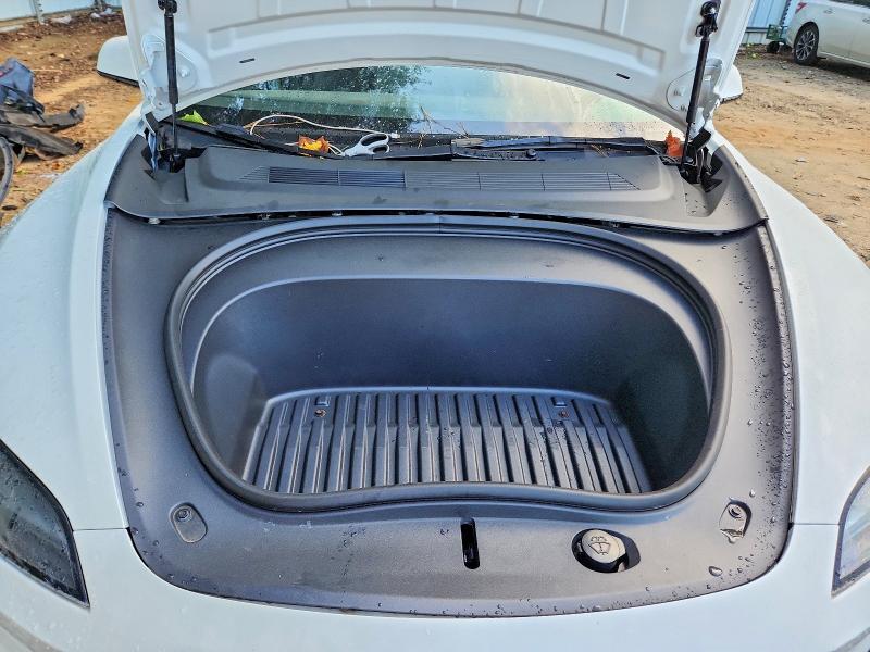 Photo 11 from auction – 2025 TESLA MODEL 3 with VIN 5YJ3E1EA4SF021539