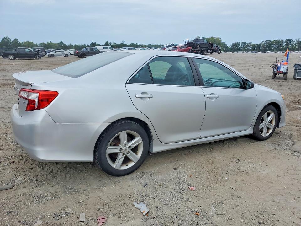 Zdjęcie 3 z aukcji – 2012 TOYOTA CAMRY z VIN 4T1BF1FK1CU503907