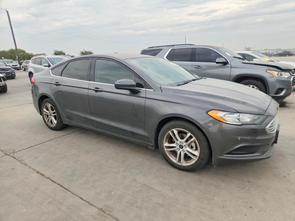 Photo 4 from auction – 2018 FORD FUSION with VIN 3FA6P0HD7JR176550