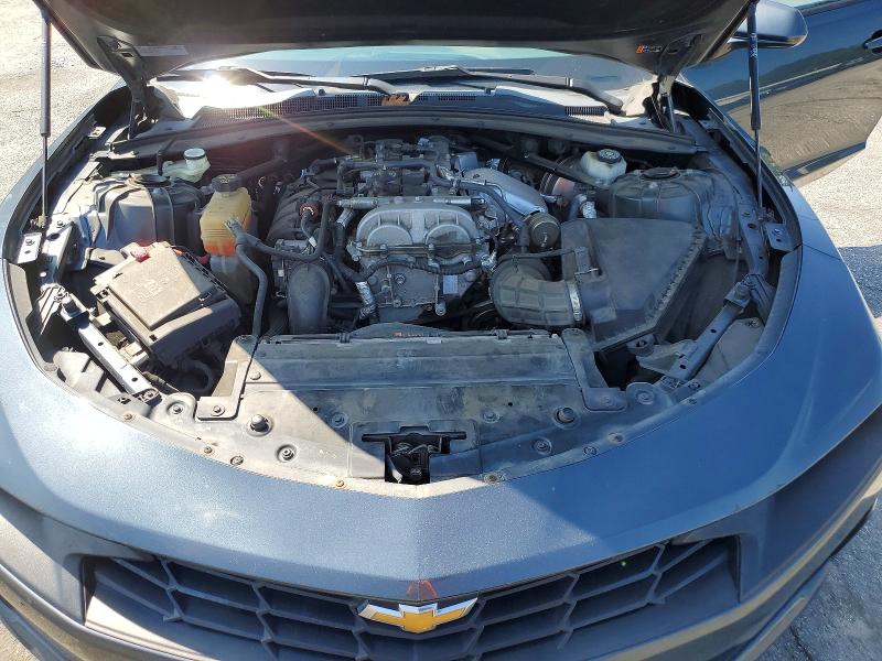 Photo 11 from auction – 2019 CHEVROLET CAMARO with VIN 1G1FB1RX1K0159129