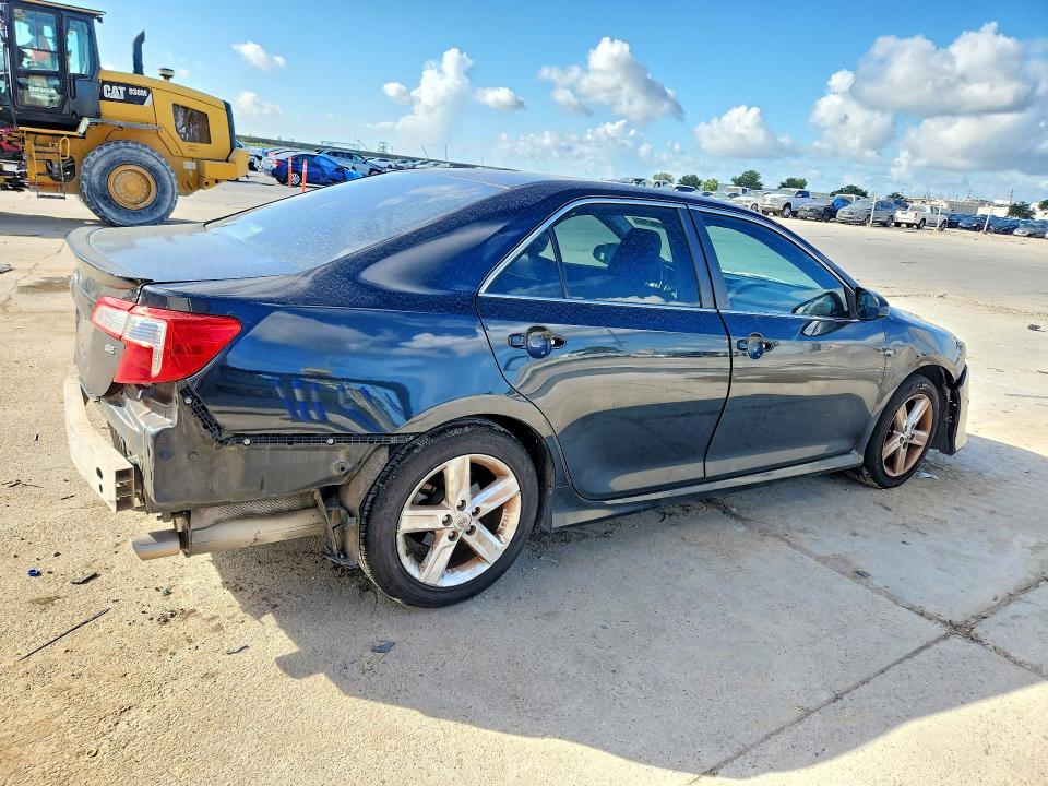Photo 3 from auction – 2012 TOYOTA CAMRY with VIN 4T1BF1FK7CU608998