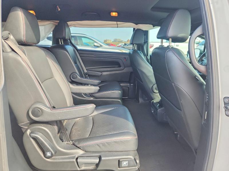 Photo 11 from auction – 2023 HONDA ODYSSEY with VIN 5FNRL6H74PB039091