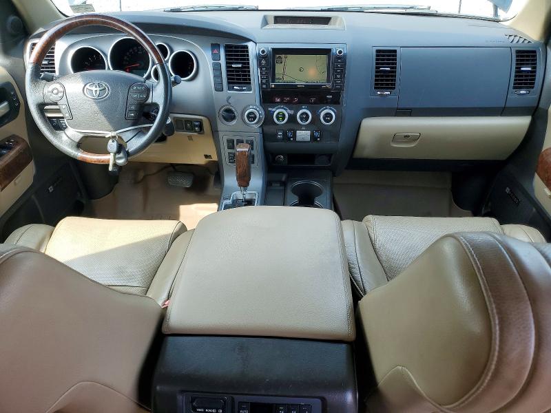 Photo 8 from auction – 2010 TOYOTA SEQUOIA with VIN 5TDDY5G16AS039034