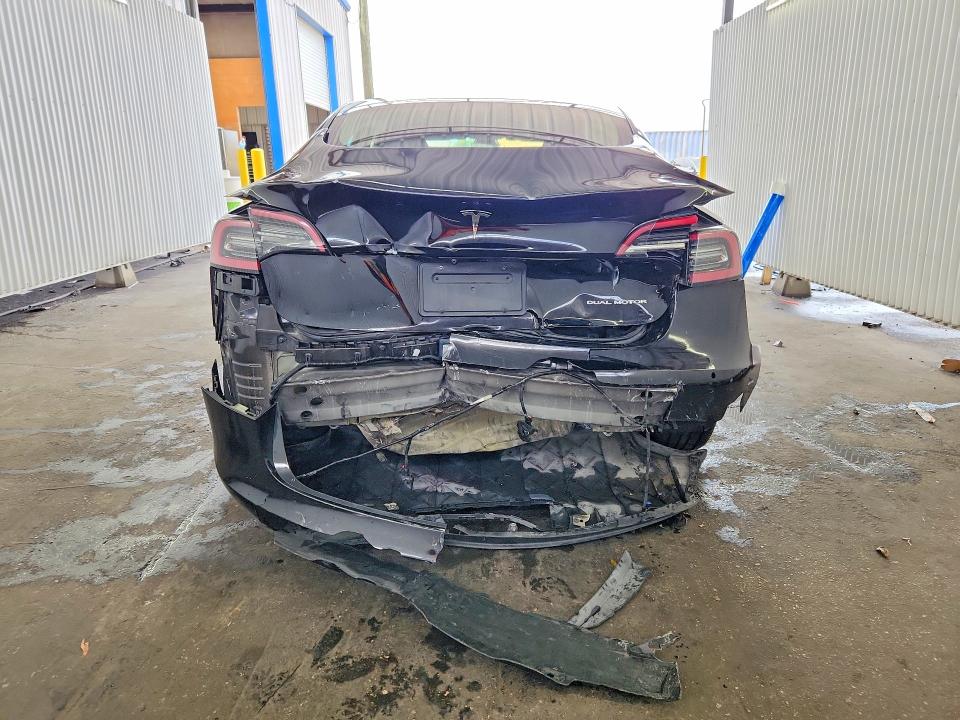 Photo 6 from auction – 2022 TESLA MODEL 3 with VIN 5YJ3E1EB2NF286960