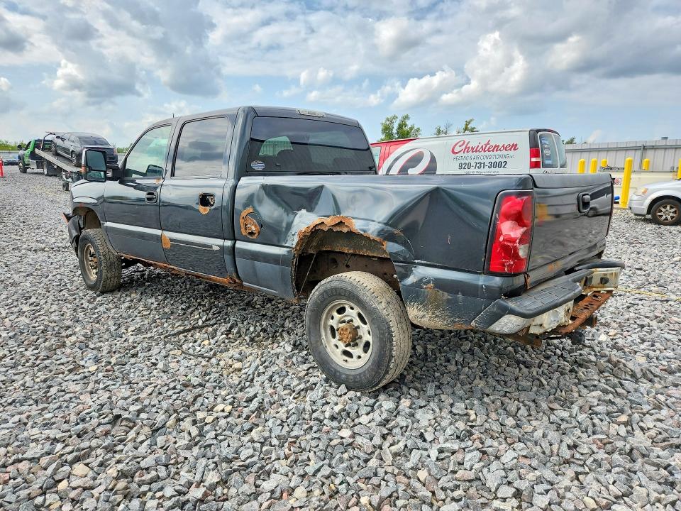 Photo 2 from auction – 2005 CHEVROLET SILVERADO with VIN 1GCHK23285F898616