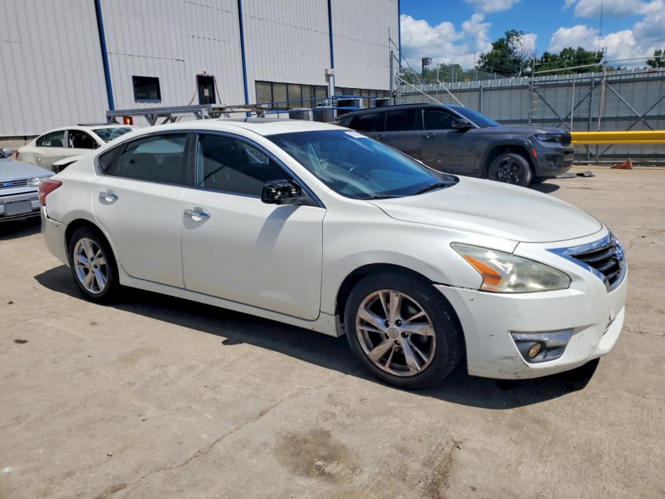 Photo 4 from auction – 2013 NISSAN ALTIMA with VIN 1N4AL3AP4DC231681