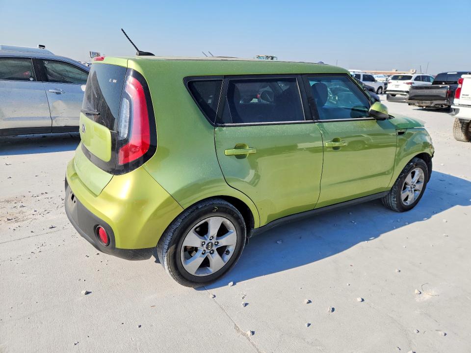 Zdjęcie 3 z aukcji – 2018 KIA SOUL z VIN KNDJN2A26J7890367