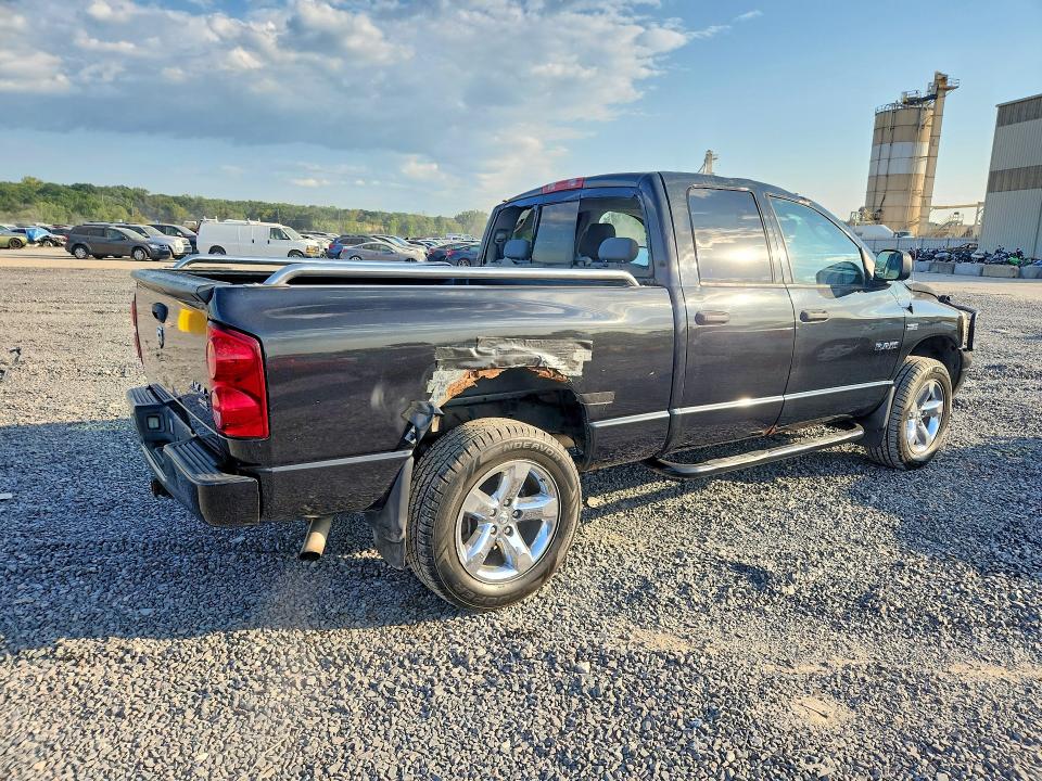 Zdjęcie 3 z aukcji – 2008 DODGE RAM 1500 z VIN 1D7HU18228S522041