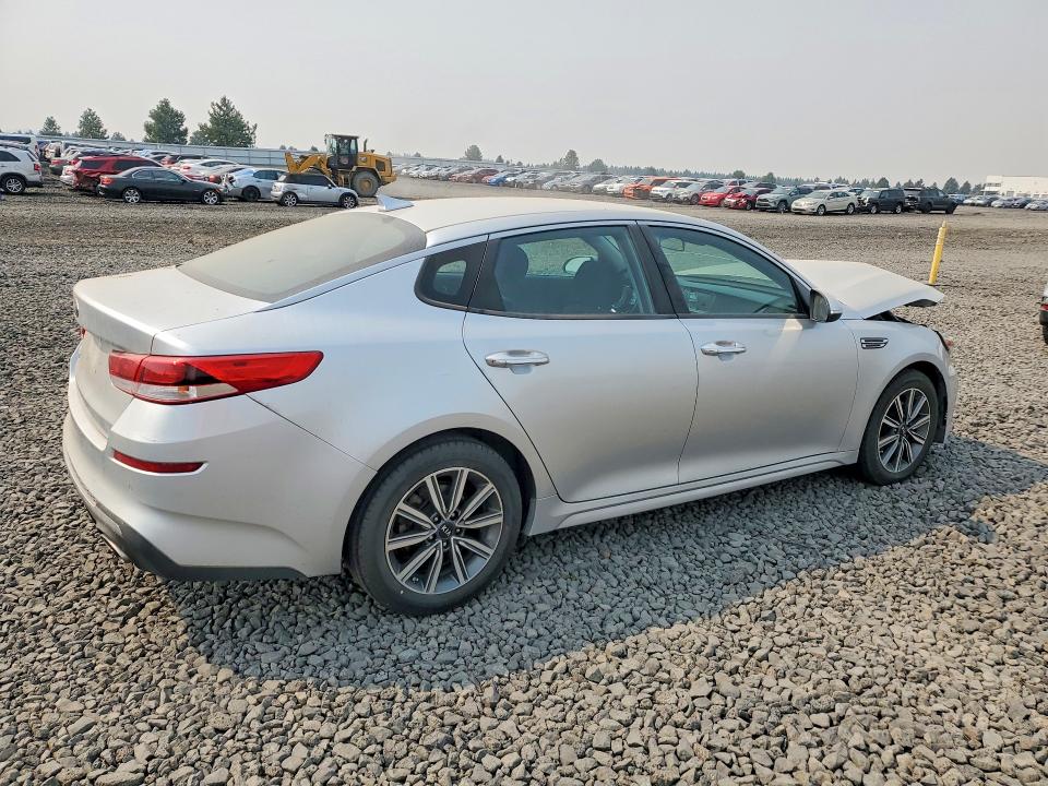 Photo 3 from auction – 2019 KIA OPTIMA with VIN 5XXGT4L30KG355108