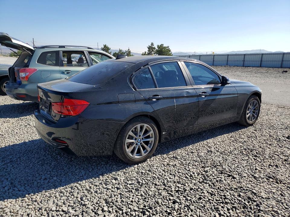 Photo 3 from auction – 2017 BMW 320 with VIN WBA8E1G5XHNU14314