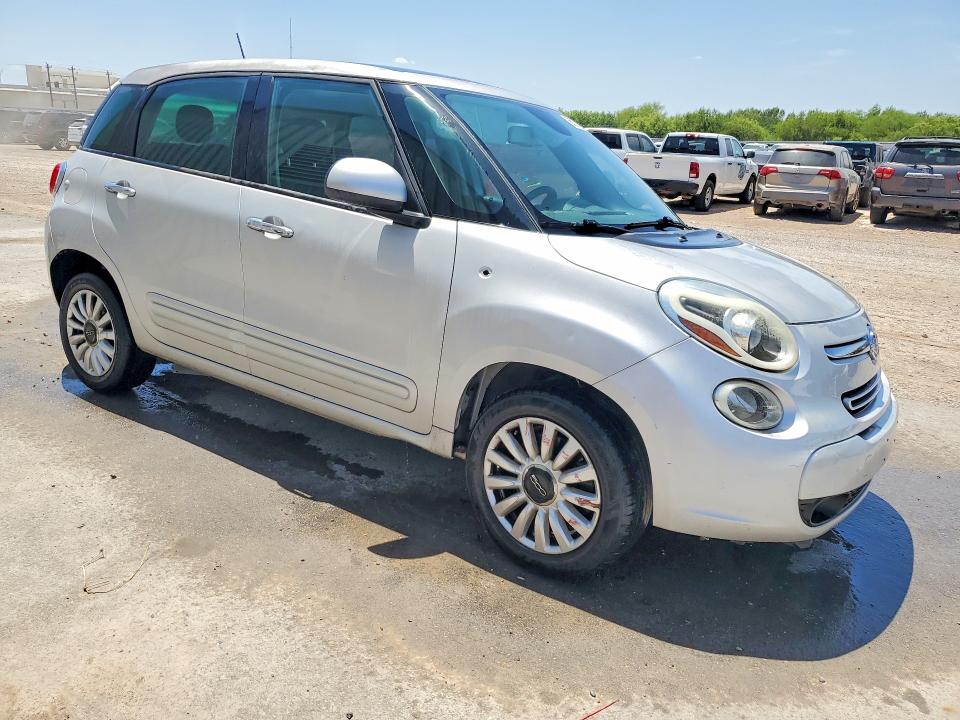 Photo 4 from auction – 2015 FIAT 500L with VIN ZFBCFABH8FZ031248
