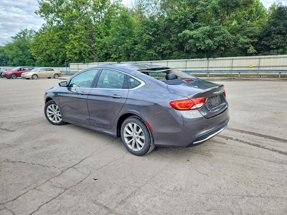 Photo 2 from auction – 2015 CHRYSLER 200 with VIN 1C3CCCCB3FN532037