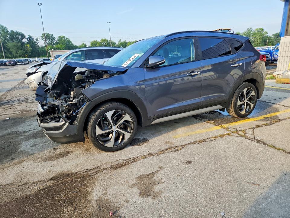 HYUNDAI TUCSON 2017 with VIN KM8J3CA24HU431745 - Photo from auction