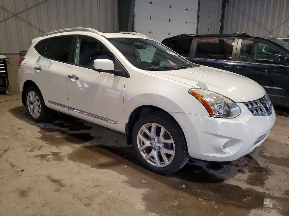 Photo 4 from auction – 2013 NISSAN ROGUE with VIN JN8AS5MV5DW654422