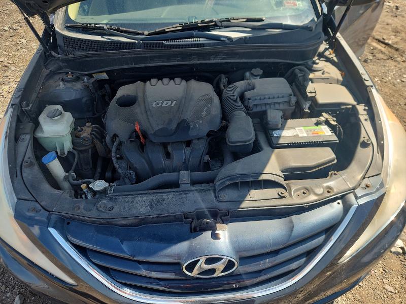 Photo 11 from auction – 2012 HYUNDAI SONATA with VIN 5NPEB4AC5CH322463