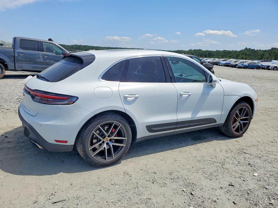 Photo 3 from auction – 2025 PORSCHE MACAN with VIN WP1AG2A52SLB40041
