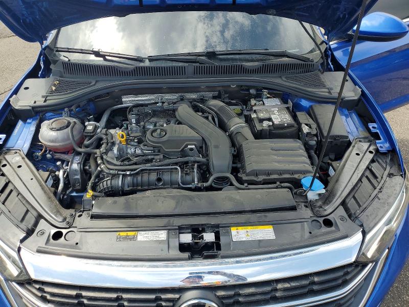 Снимка 11 от търг – 2024 VOLKSWAGEN JETTA с VIN 3VW5M7BU7RM088779