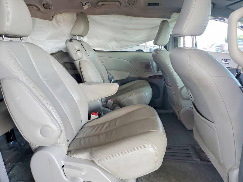 Photo 11 from auction – 2012 TOYOTA SIENNA with VIN 5TDYK3DCXCS260801