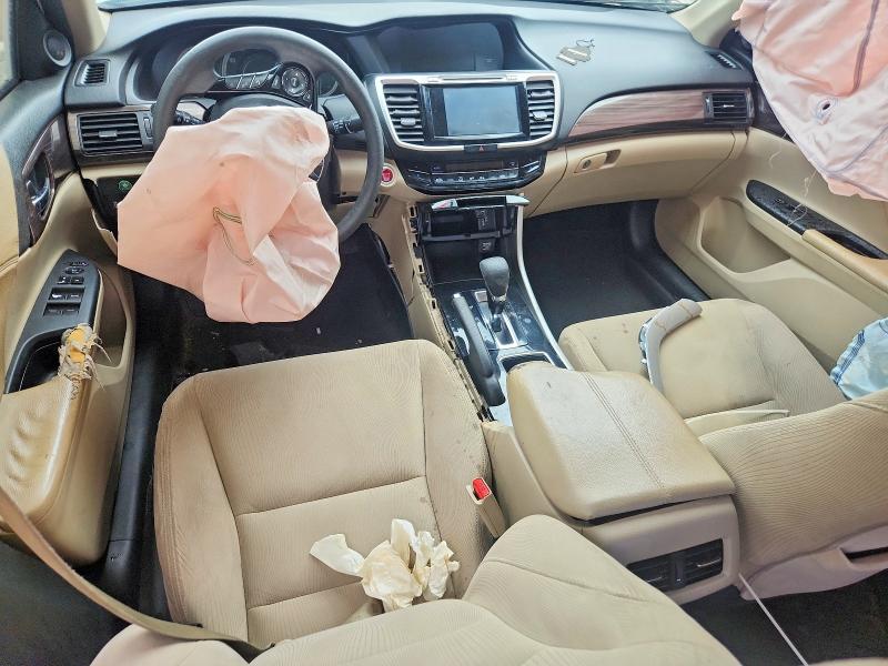 Photo 8 from auction – 2016 HONDA ACCORD with VIN 1HGCR2F75GA240458