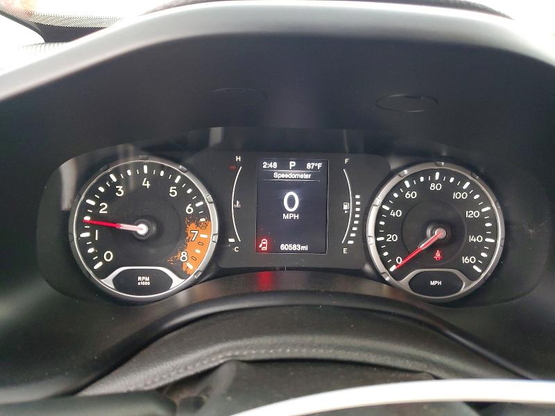 Photo 9 from auction – 2015 JEEP RENEGADE with VIN ZACCJBATXFPB47573