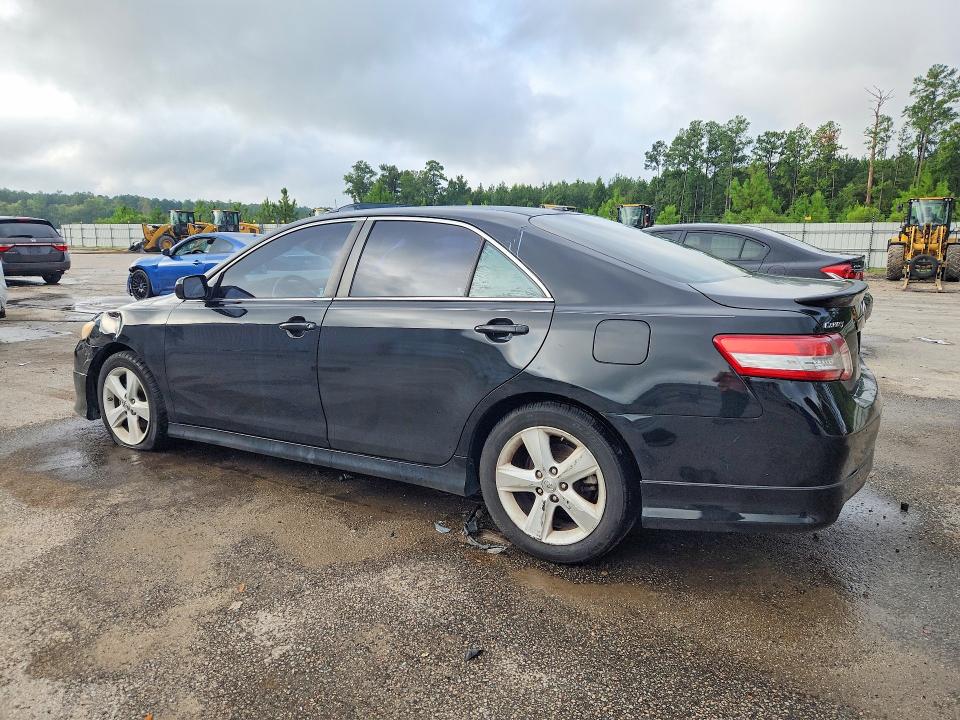 Photo 2 from auction – 2010 TOYOTA CAMRY with VIN 4T1BF3EK4AU061618