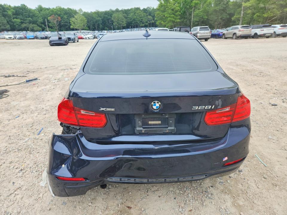 Photo 6 from auction – 2015 BMW 328 with VIN WBA3B5G50FNS12153