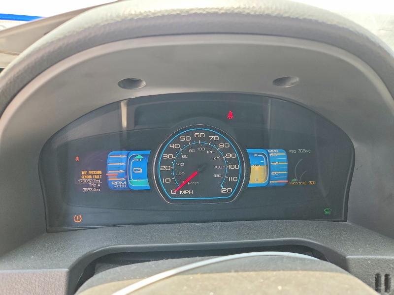 Photo 9 from auction – 2010 FORD FUSION with VIN 3FADP0L33AR334601