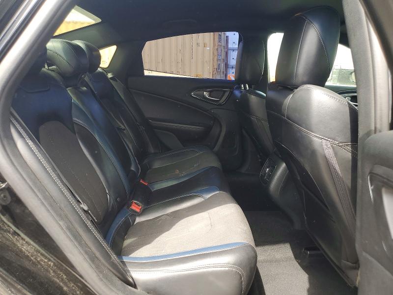 Снимка 10 от търг – 2015 CHRYSLER 200 с VIN 1C3CCCBG8FN572773