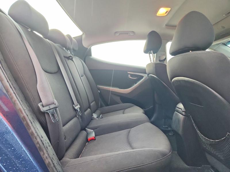 Photo 10 from auction – 2016 HYUNDAI ELANTRA with VIN KMHDH4AE3GU564686